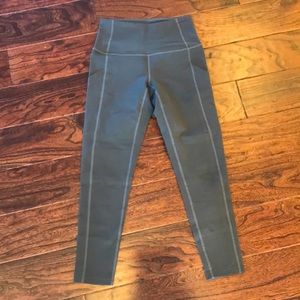 Zella 7/8 leggings, side pockets, grey